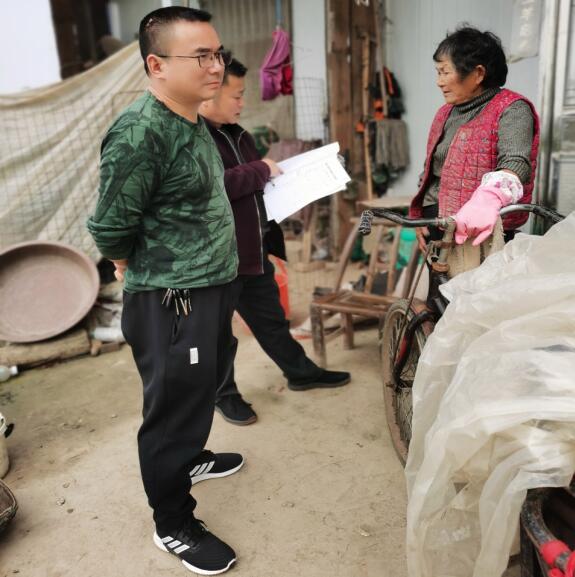 常德路桥集团开展脱贫攻坚“冲刺清零”行动(图6) 常德路桥集团开展脱贫攻坚“冲刺清零”行动(图6)
