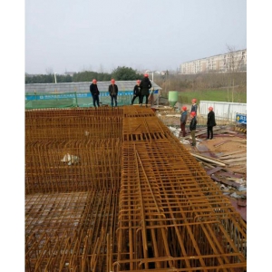 北部新城11号桥抢抓工期加紧施工