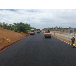 G319G207城区改线工程完成沥青混凝土下层试验路施工